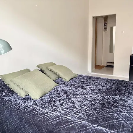 Renovated In The Middle Of Culture Apartman